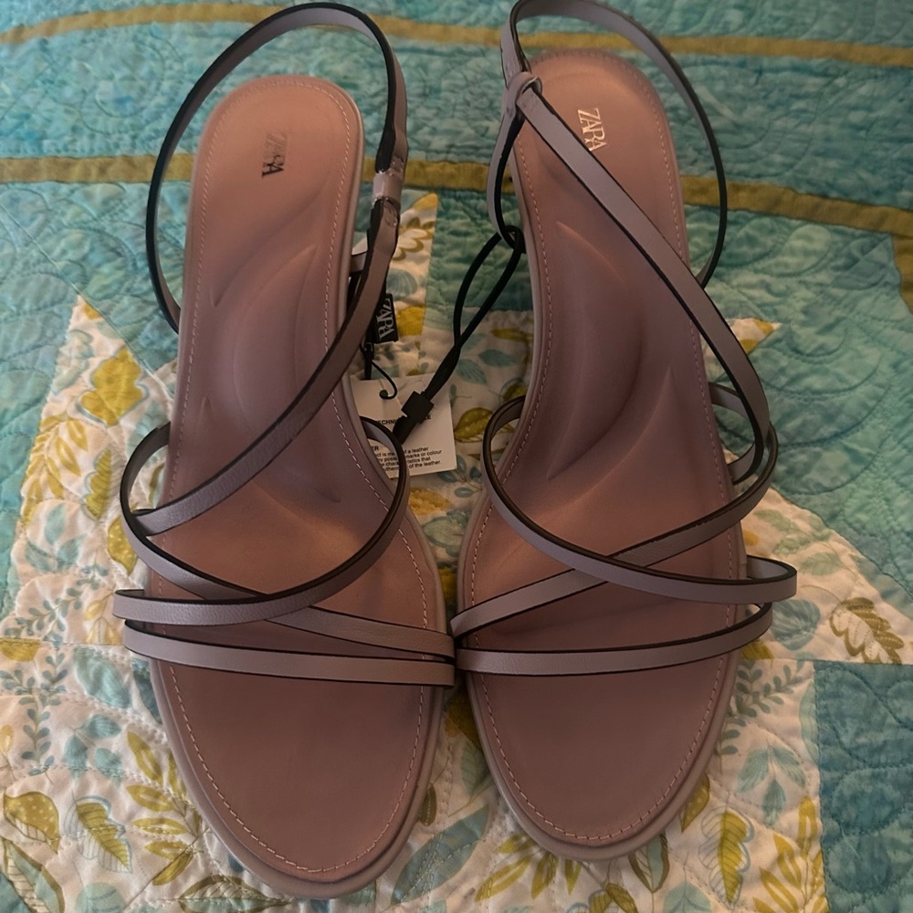 Zara Women's Lavender Strappy Sandals